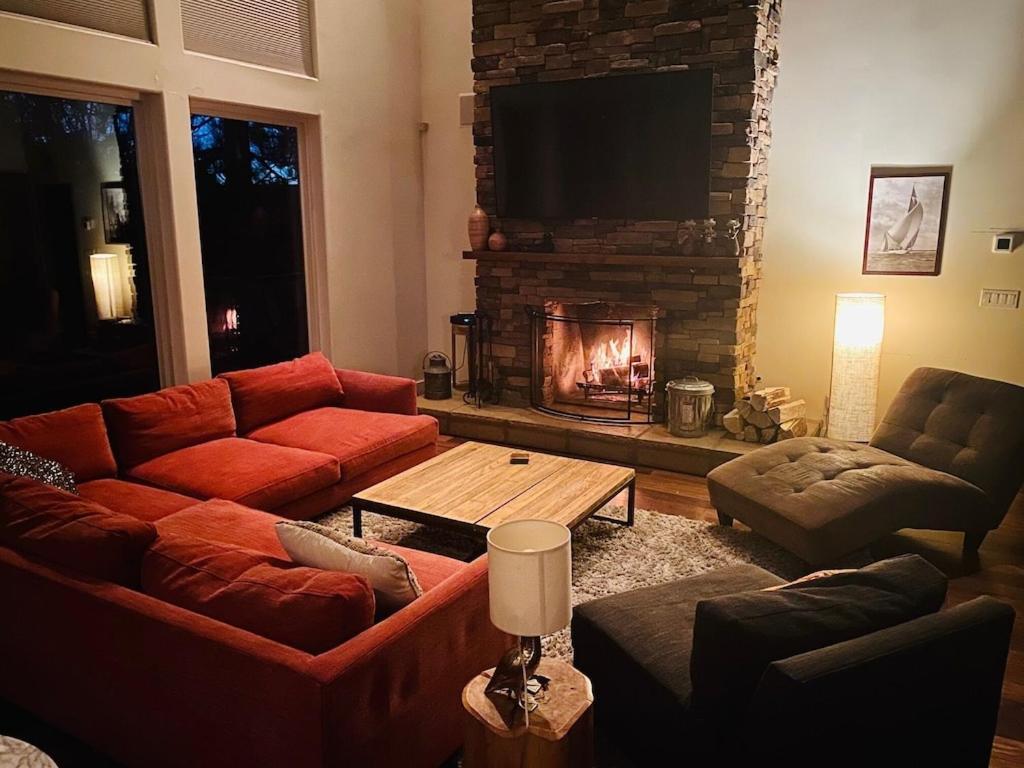 Modern 6 Bedroom Retreat, Stunning Lake Views, Close To Village! Lake Arrowhead Esterno foto